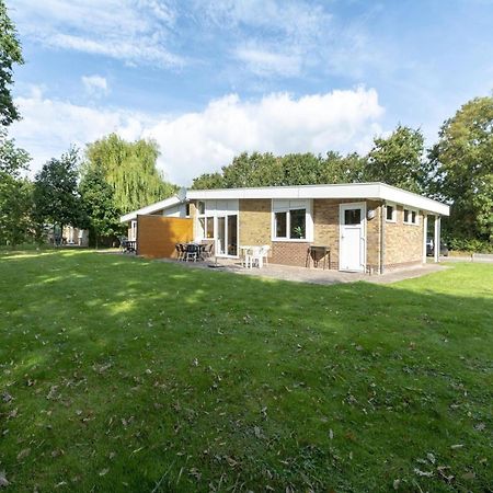 Stylish Beachside Bungalow With Patio Sint Maartensvlotbrug ภายนอก รูปภาพ