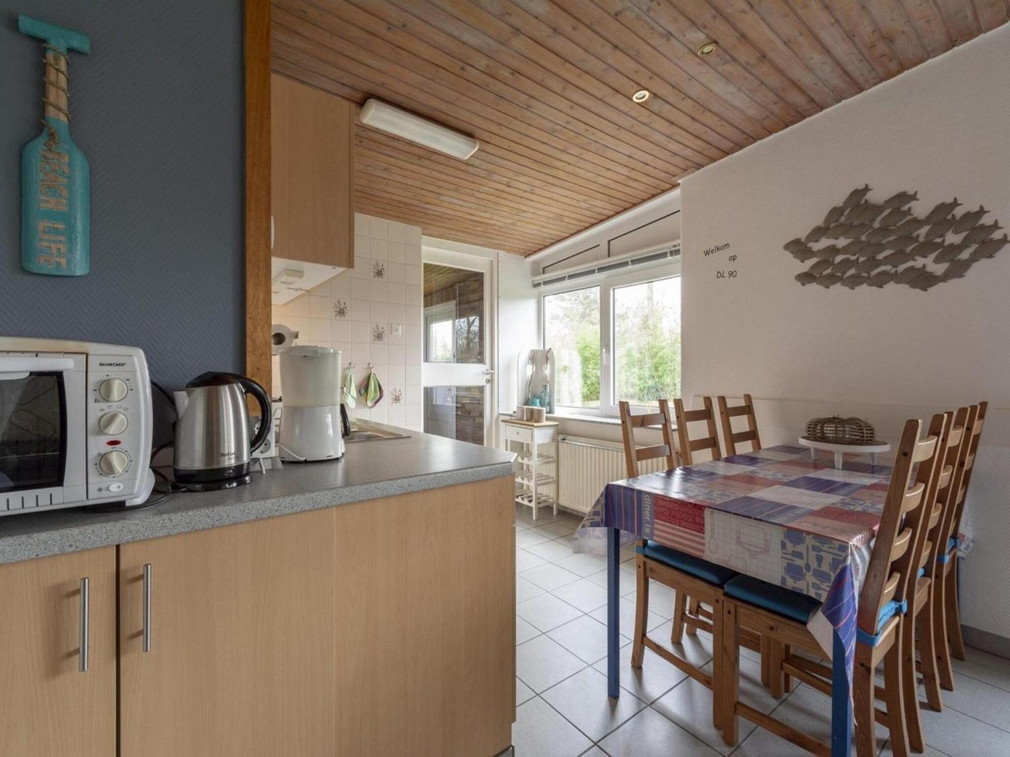 Stylish Beachside Bungalow With Patio Sint Maartensvlotbrug ภายนอก รูปภาพ