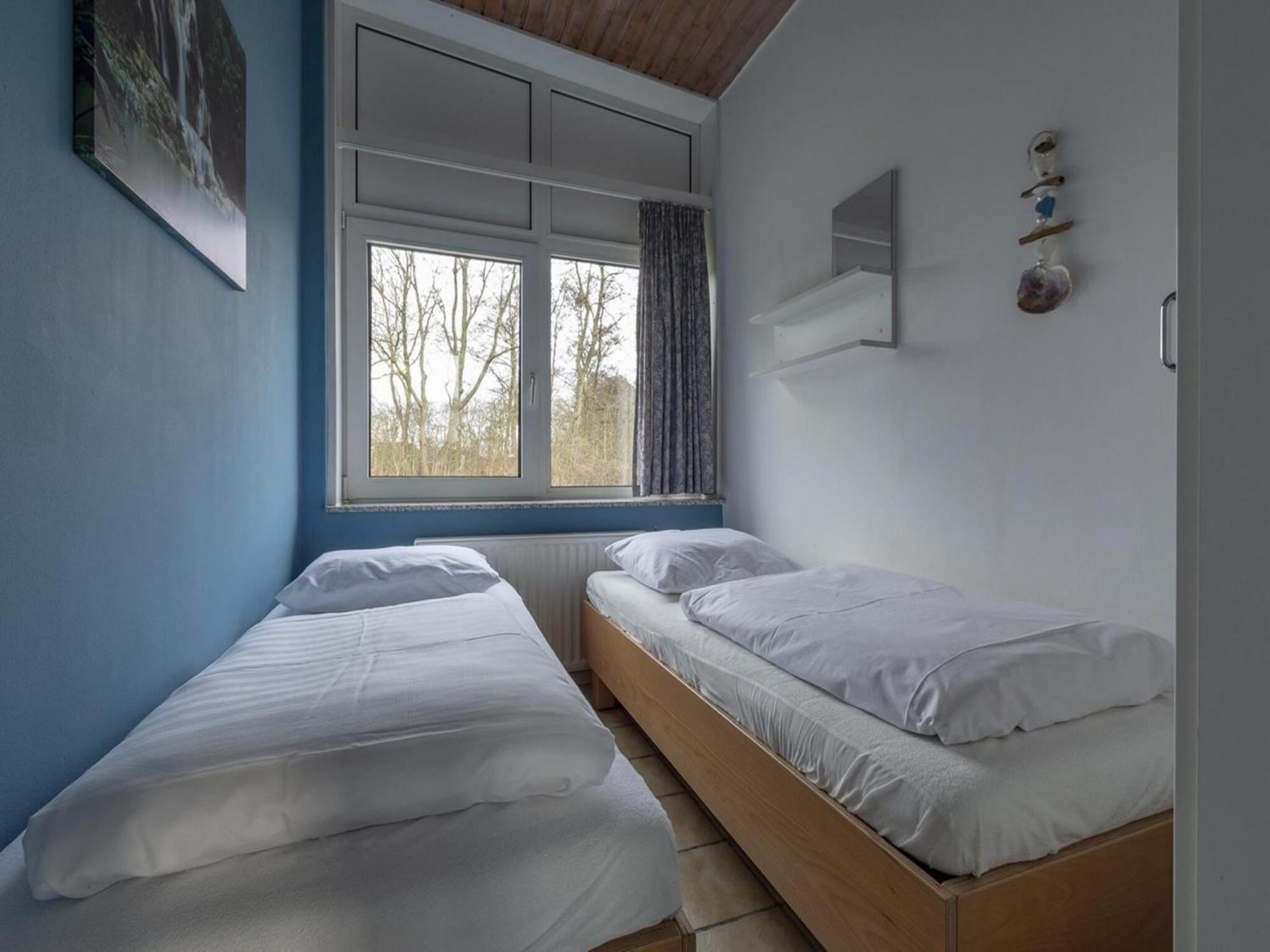 Stylish Beachside Bungalow With Patio Sint Maartensvlotbrug ภายนอก รูปภาพ