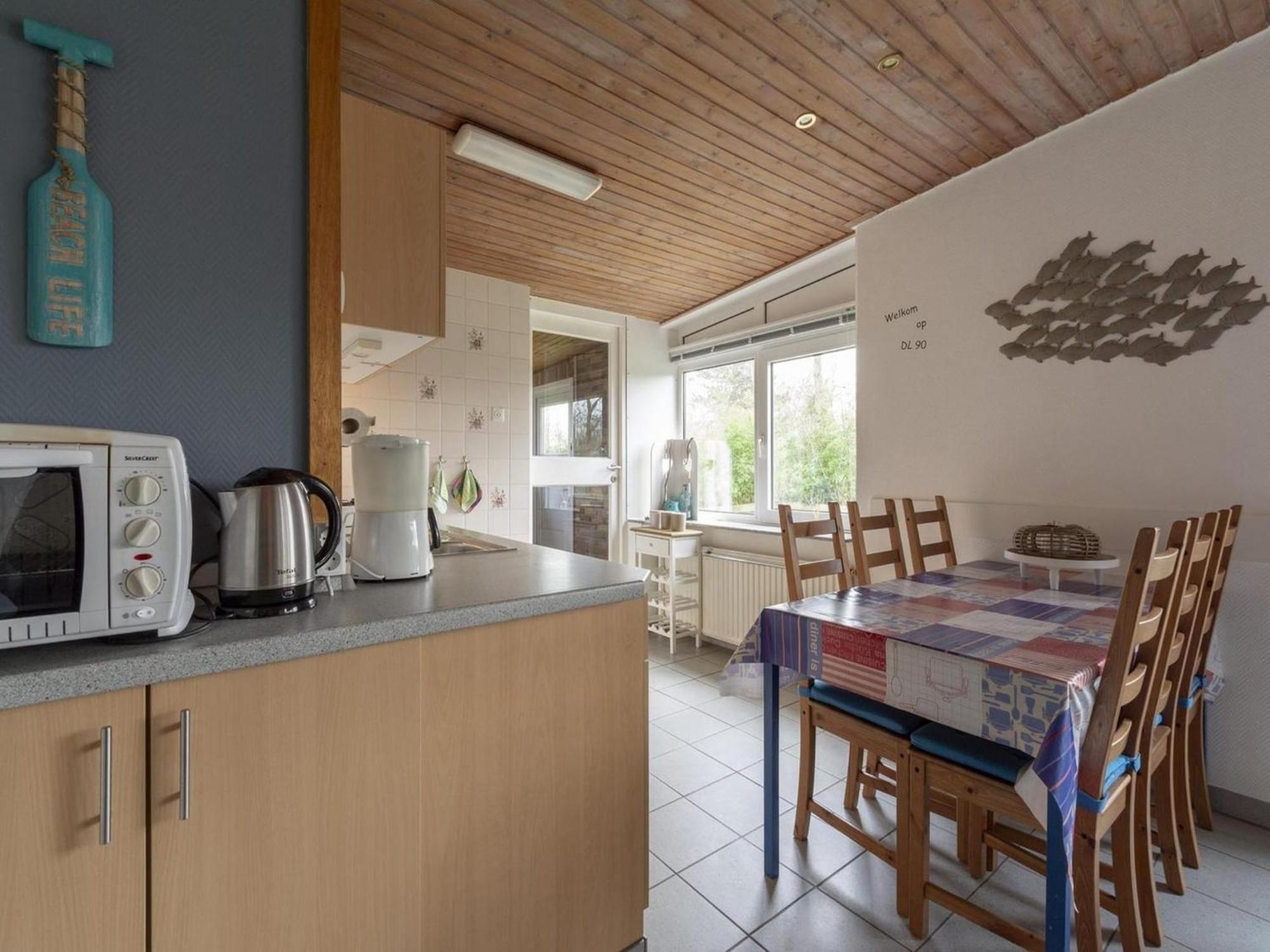 Stylish Beachside Bungalow With Patio Sint Maartensvlotbrug ภายนอก รูปภาพ